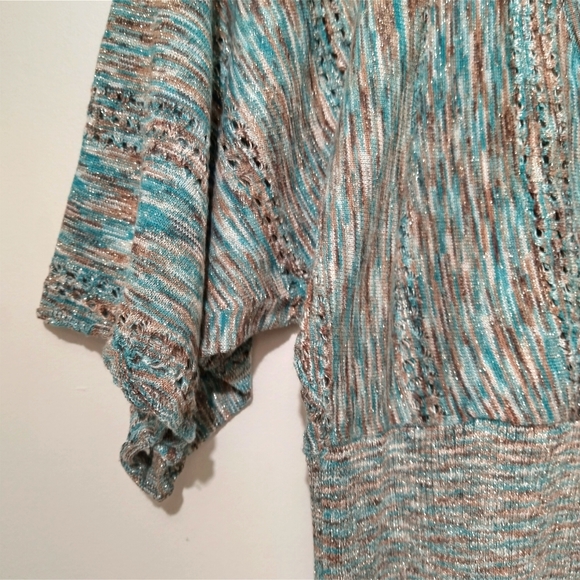 EMMA JAMES Square Sleeve Sweater - Picture 4 of 9